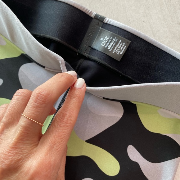 Cor by Ultracor leggings! Size Small! Never worn! - Picture 4 of 8